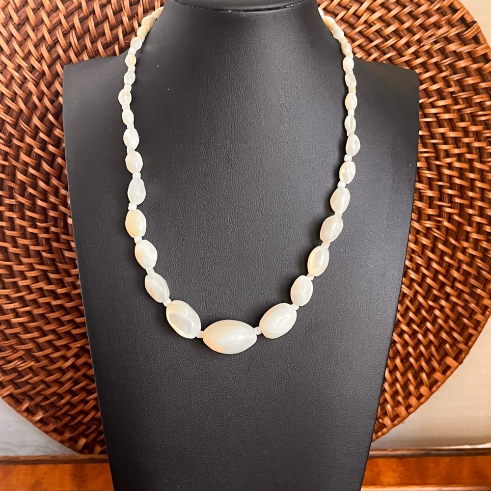 VTG Graduated Carved Shell Bead Necklace  16” Soft Glow Organic